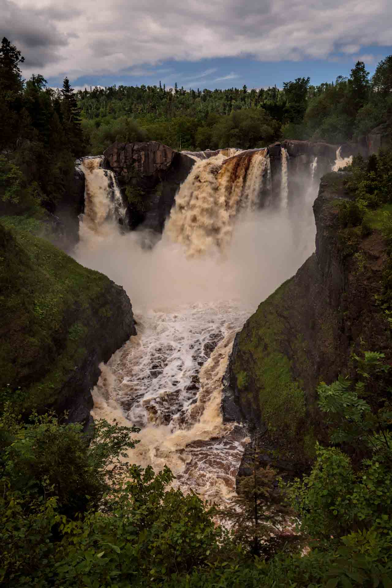 Lake Superior Waterfall Tour